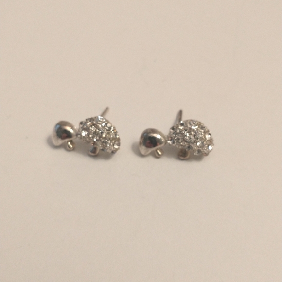 💎Rhinestone Mushroom 🍄 stud earrings - Picture 4 of 6
